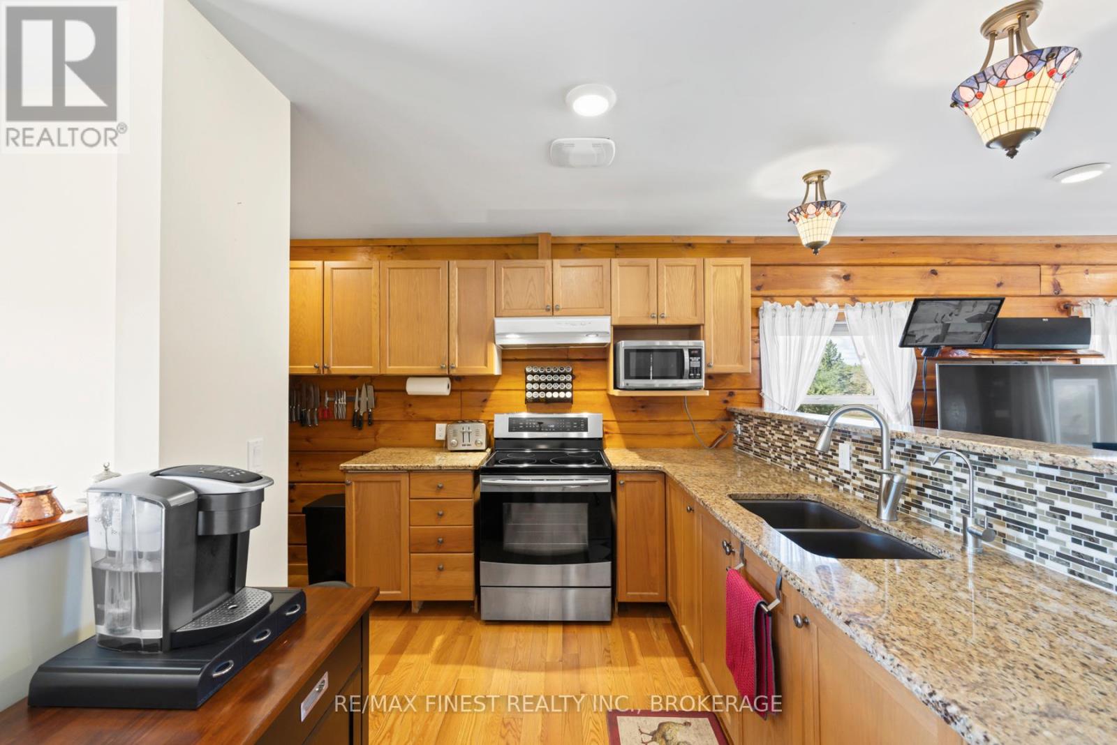 404 Dean Smith Road Drive, Frontenac, Ontario  K0H 2L0 - Photo 13 - X12232719