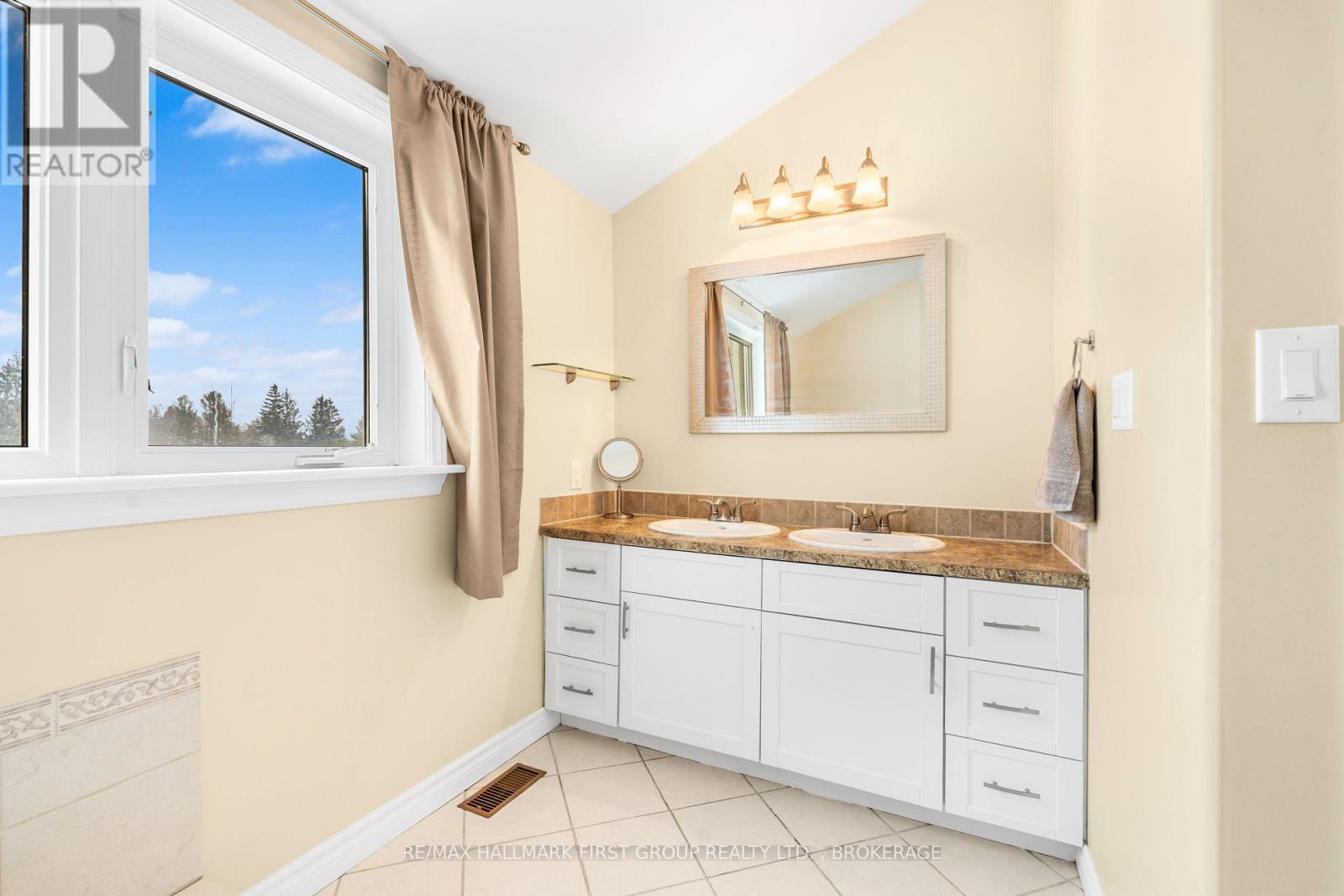 1461 English Way, Kingston, Ontario  K7L 0C2 - Photo 23 - X12233228