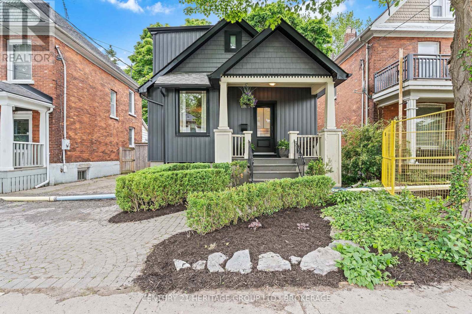 292 VICTORIA STREET, Kingston, Ontario