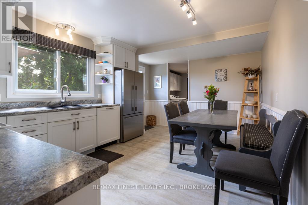 1043 Lincoln Drive, Kingston, Ontario  K7M 4Z3 - Photo 13 - X12236841