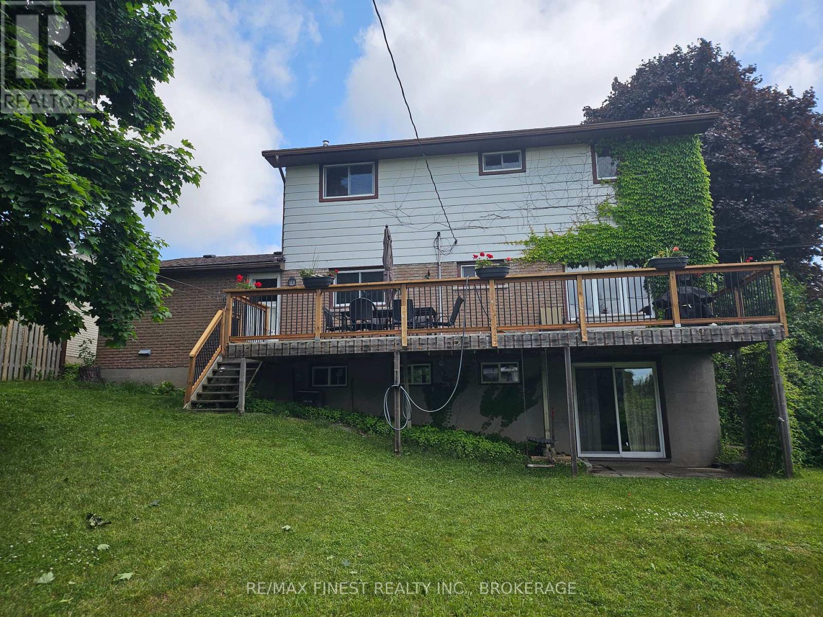 1043 Lincoln Drive, Kingston, Ontario  K7M 4Z3 - Photo 43 - X12236841
