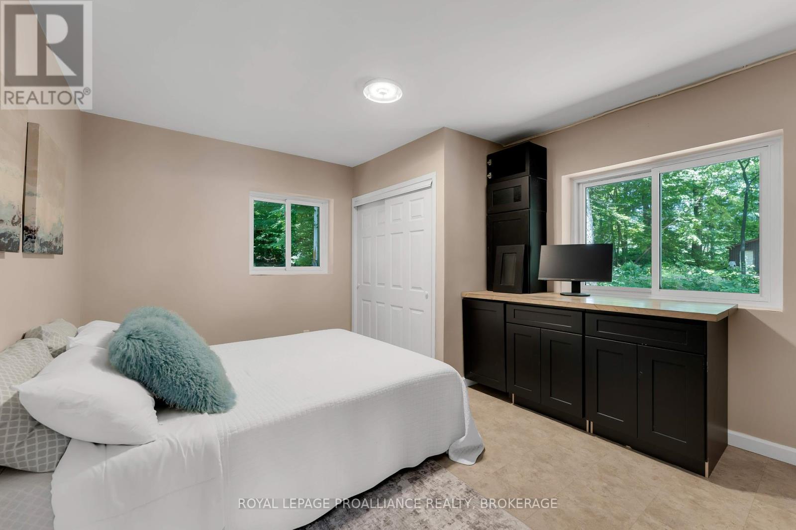 4268 Melody Lodge Lane, Frontenac, Ontario  K0H 2N0 - Photo 32 - X12239424