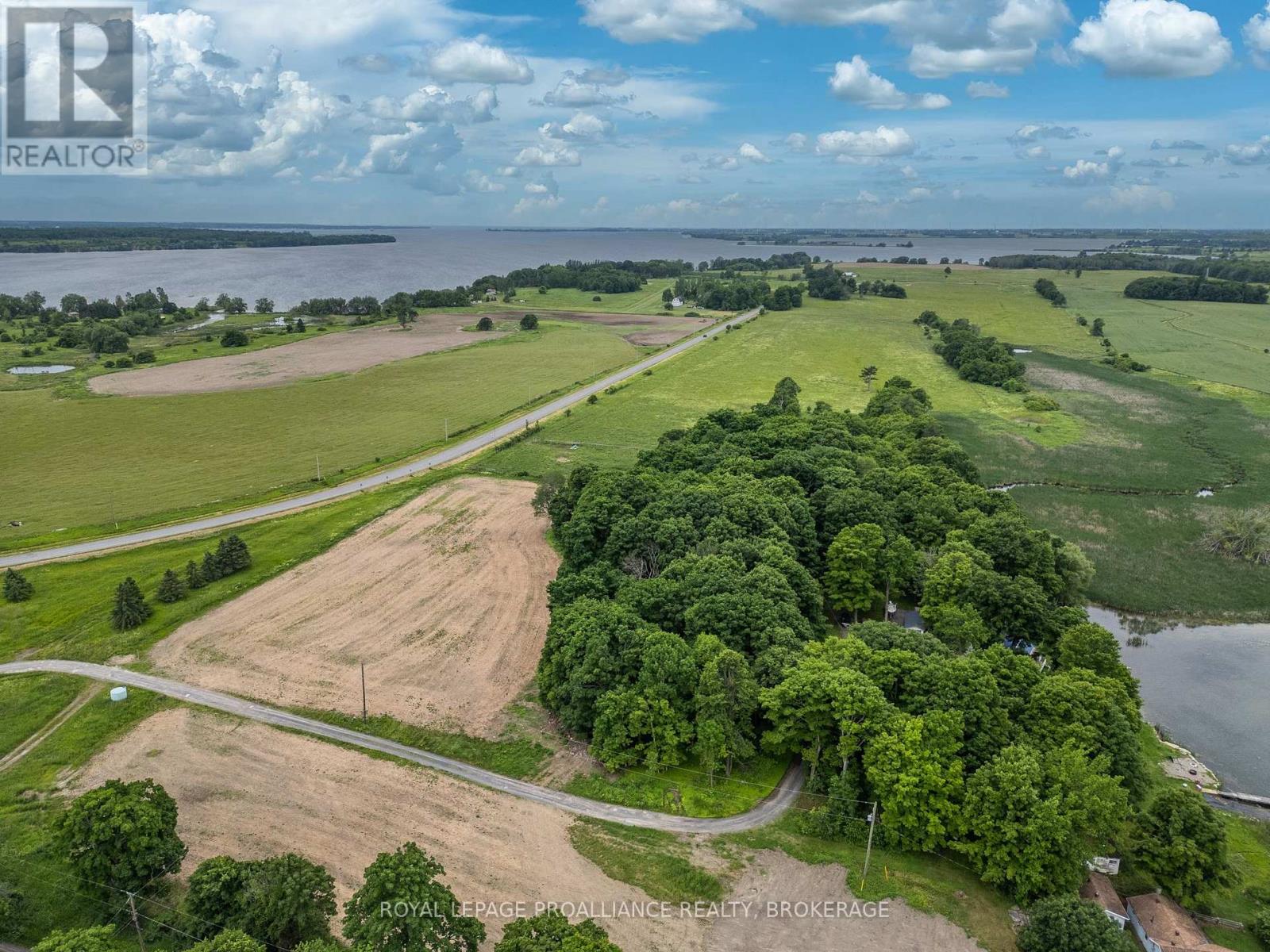 15 Irvine Bay Lane, Frontenac Islands, Ontario K0H 2Y0 - Photo 14 - X12240007