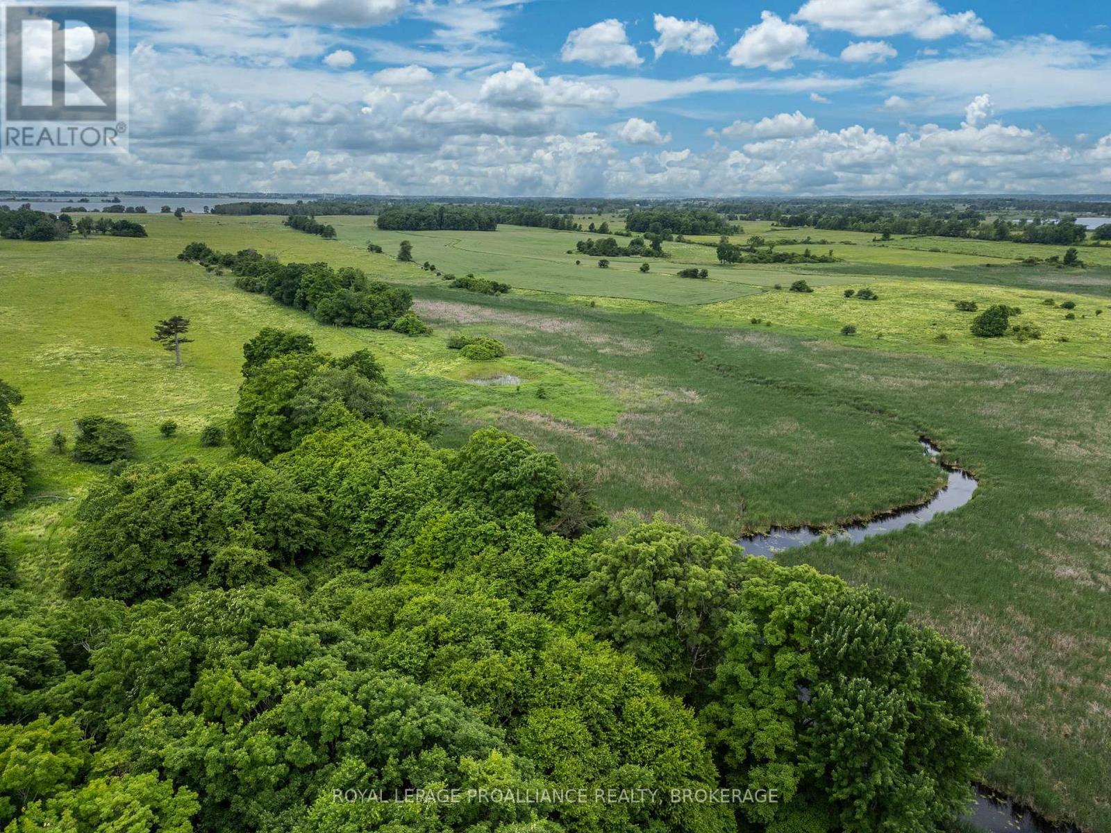 15 Irvine Bay Lane, Frontenac Islands, Ontario K0H 2Y0 - Photo 16 - X12240007