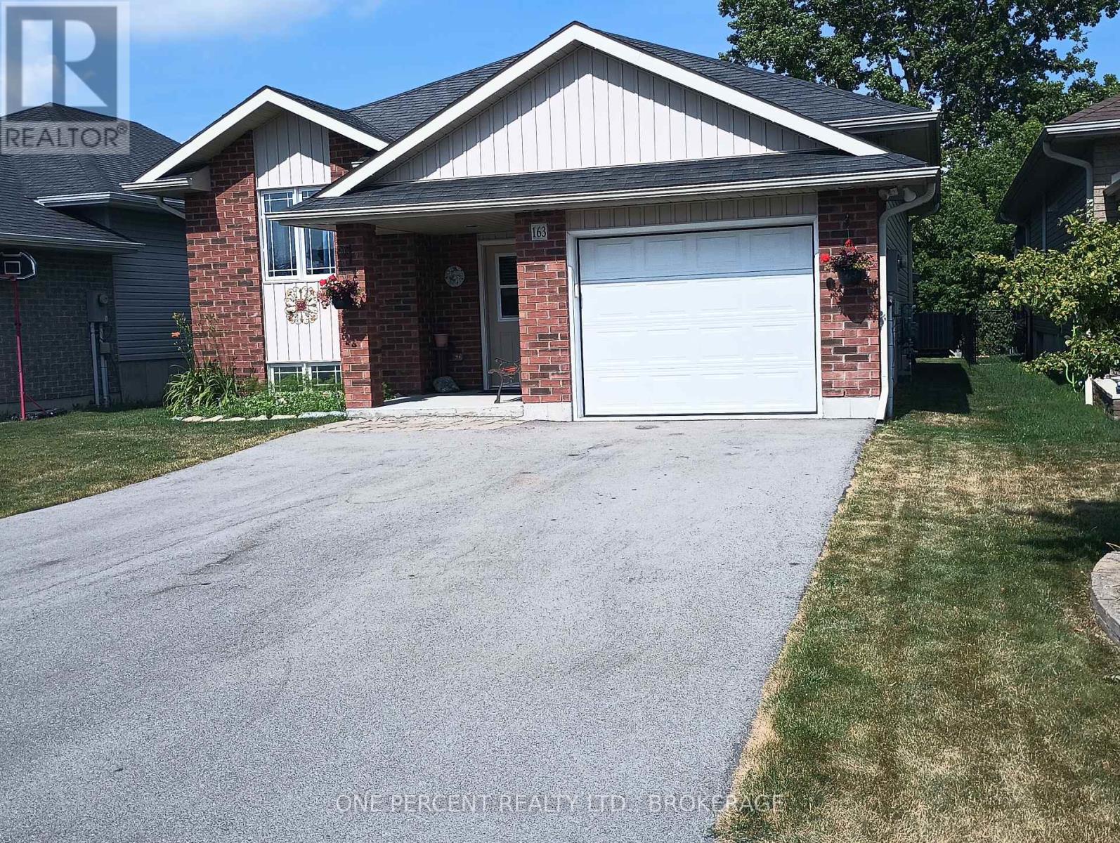 163 Greenhill Lane, Belleville, Ontario  K8N 0C7 - Photo 3 - X12242285