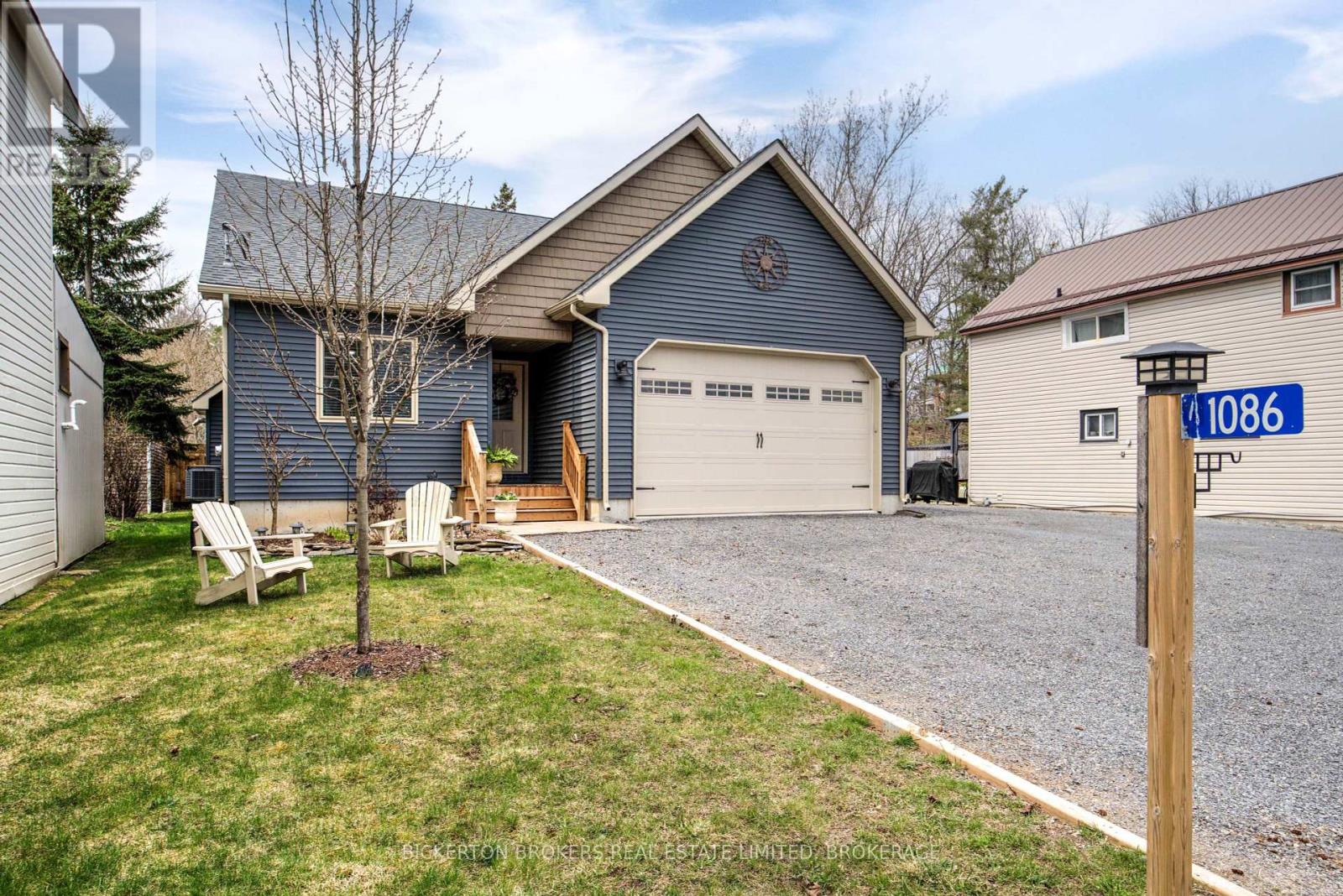 1086 PRINCE STREET, Lansdowne Village, Ontario