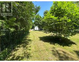 1666 VICTORIA STREET, Kingston, Ontario
