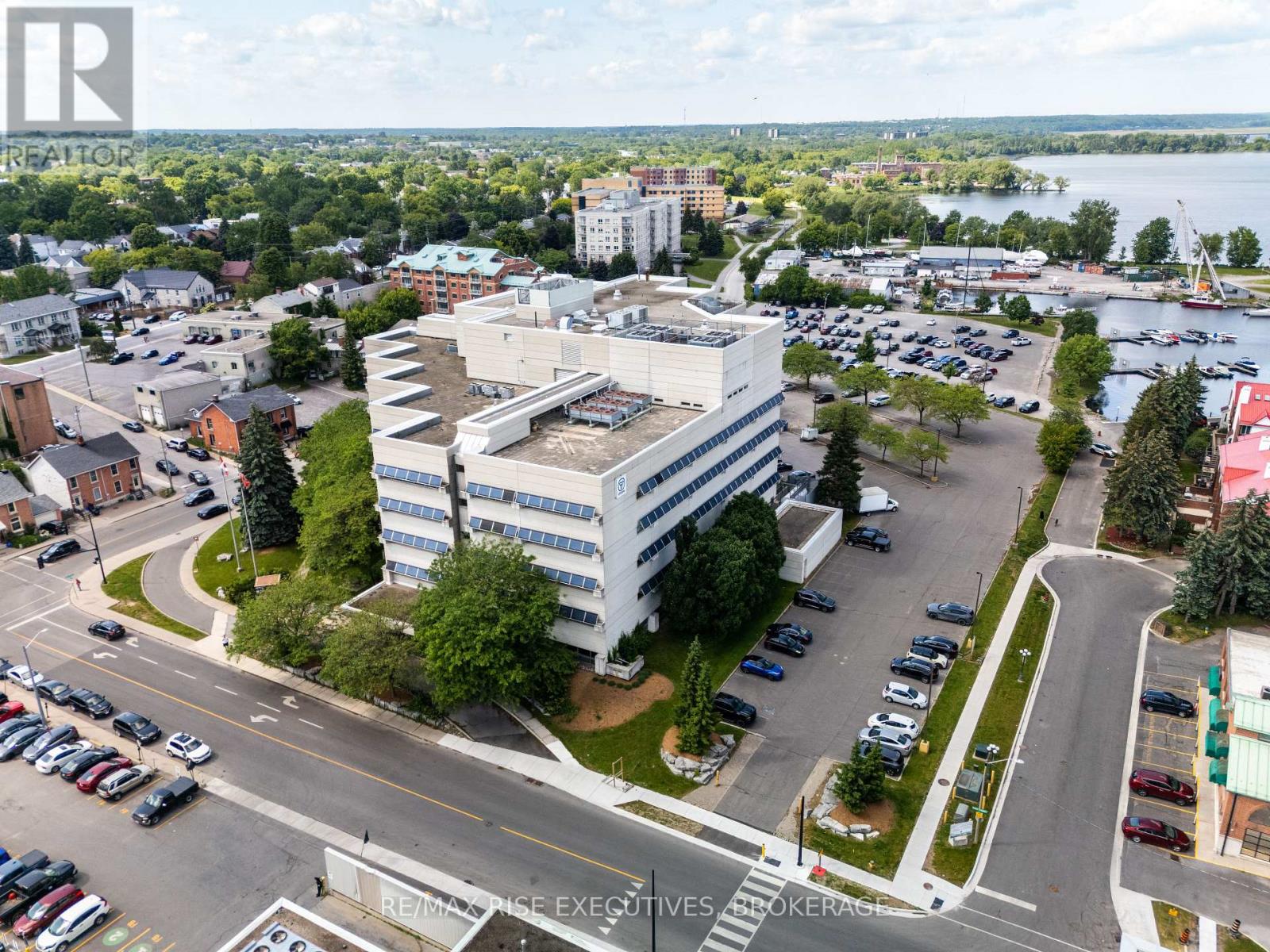 500 - 49 PLACE D' ARMES, Kingston, Ontario