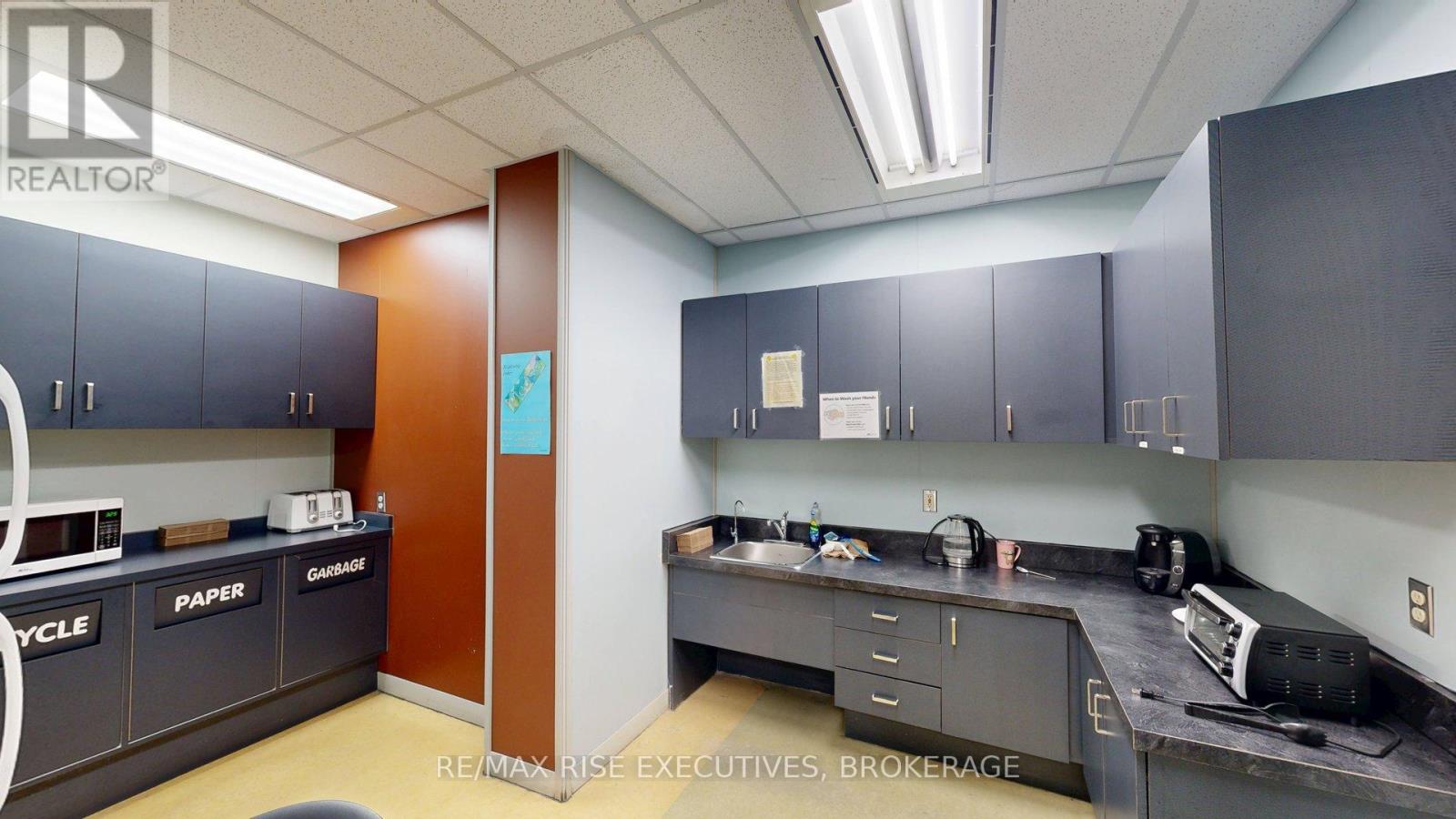 503 - 49 Place D' Armes, Kingston, Ontario  K7K 6E1 - Photo 10 - X12249522