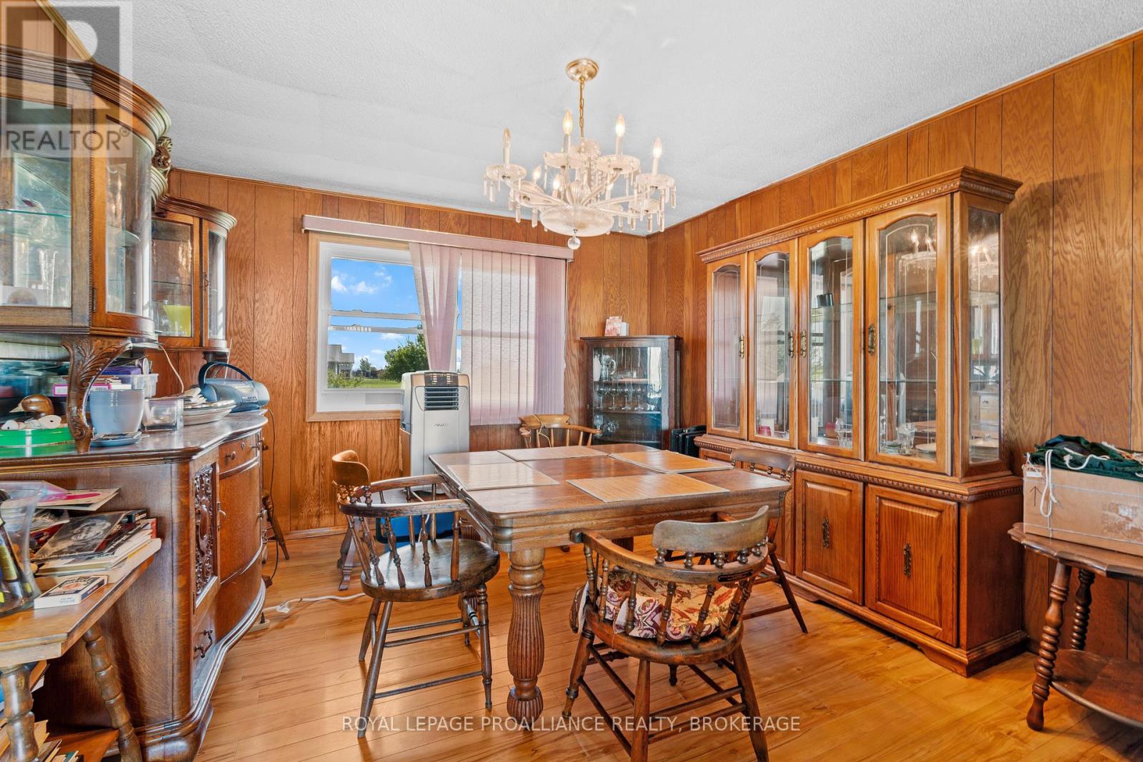 631 Highway 96, Frontenac Islands, Ontario K0H 2Y0 - Photo 11 - X12249955