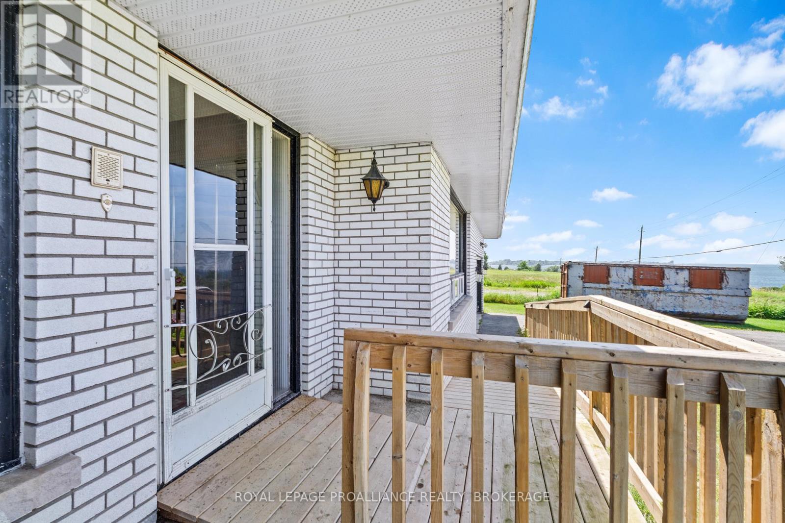 631 Highway 96, Frontenac Islands, Ontario K0H 2Y0 - Photo 23 - X12249955