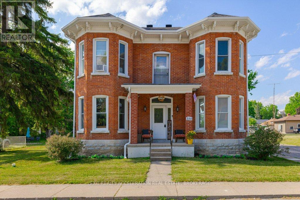 359 THOMAS STREET, Deseronto, Ontario
