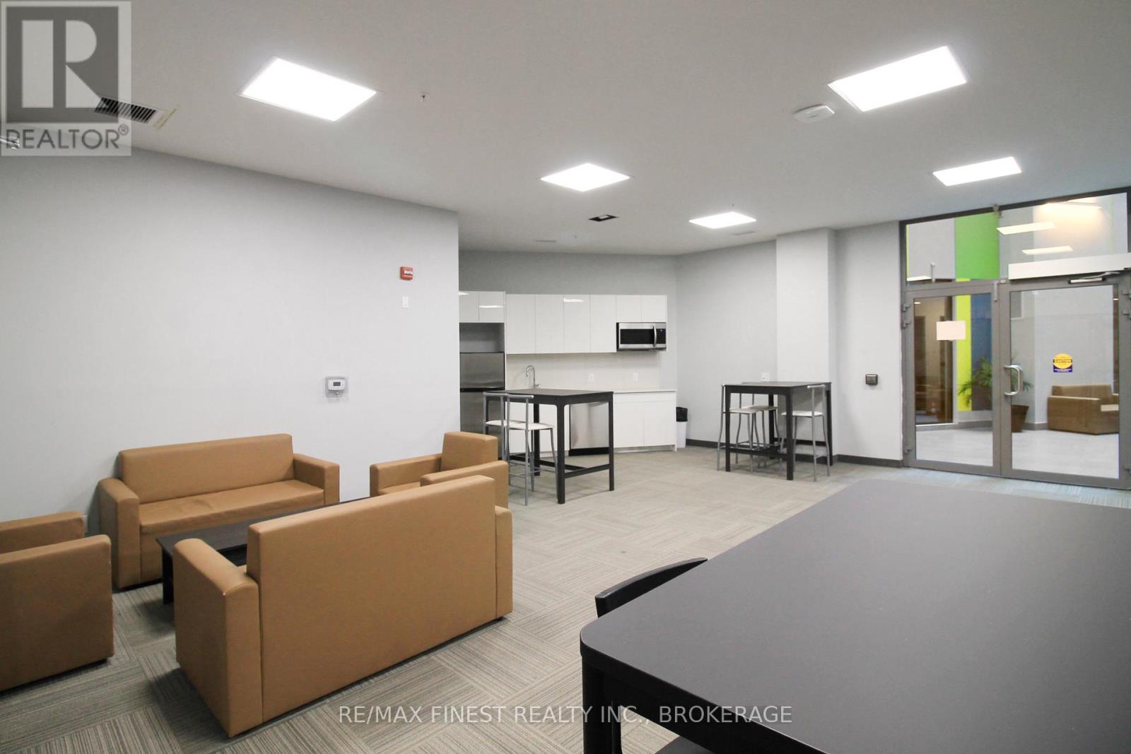 622 - 652 Princess Street, Kingston, Ontario  K7L 1E5 - Photo 16 - X12253367