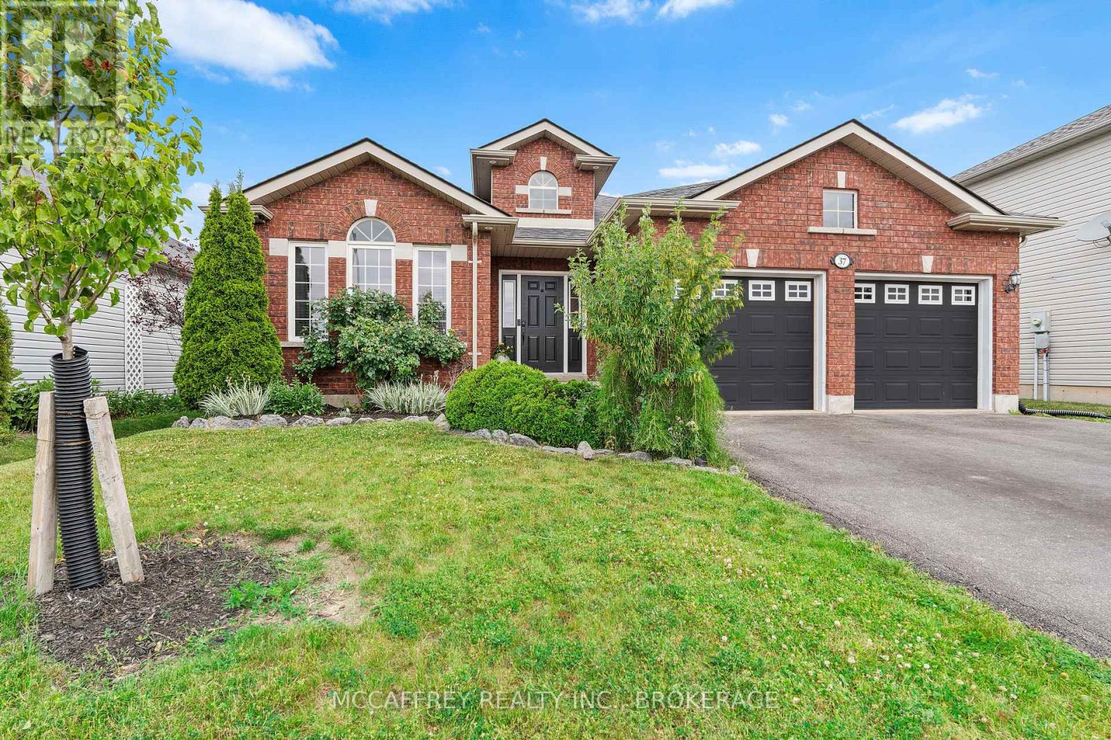 37 KANVERS WAY, Greater Napanee, Ontario