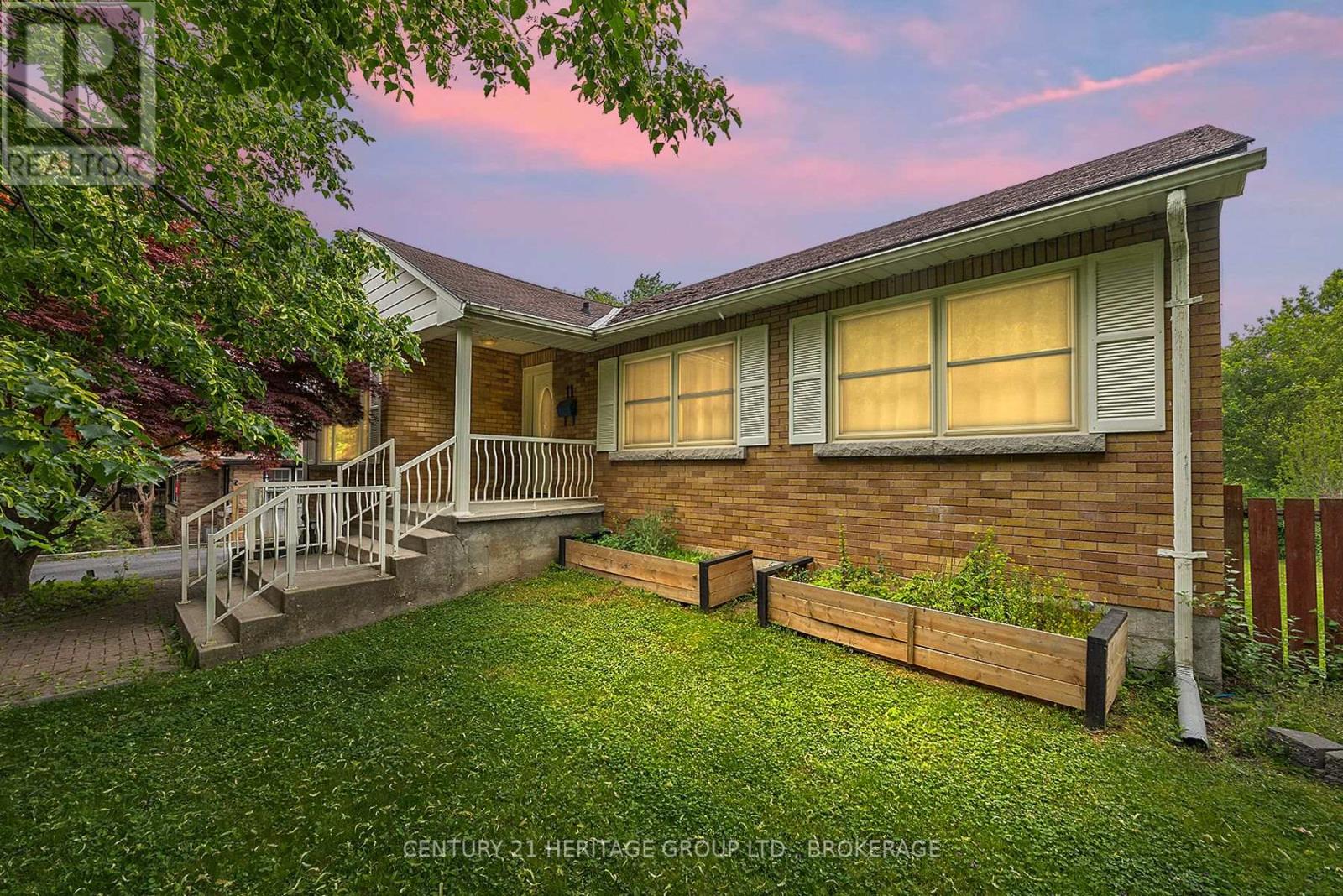 11 WINDSOR STREET, Kingston, Ontario