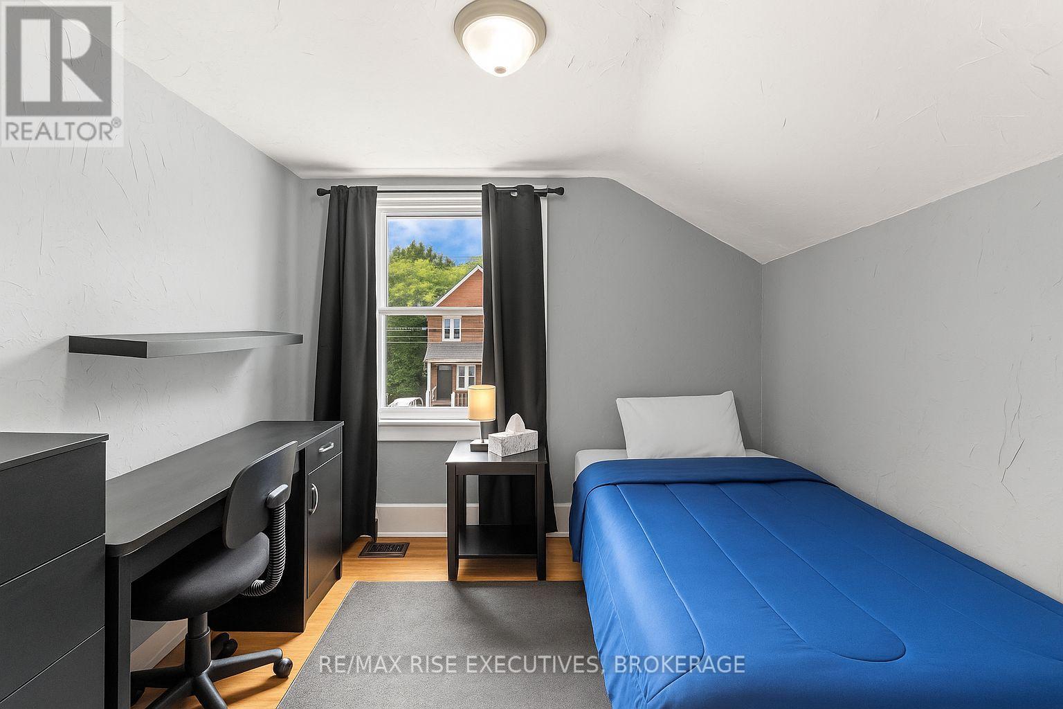 135 Nelson Street, Kingston, Ontario  K7L 3W9 - Photo 19 - X12255852