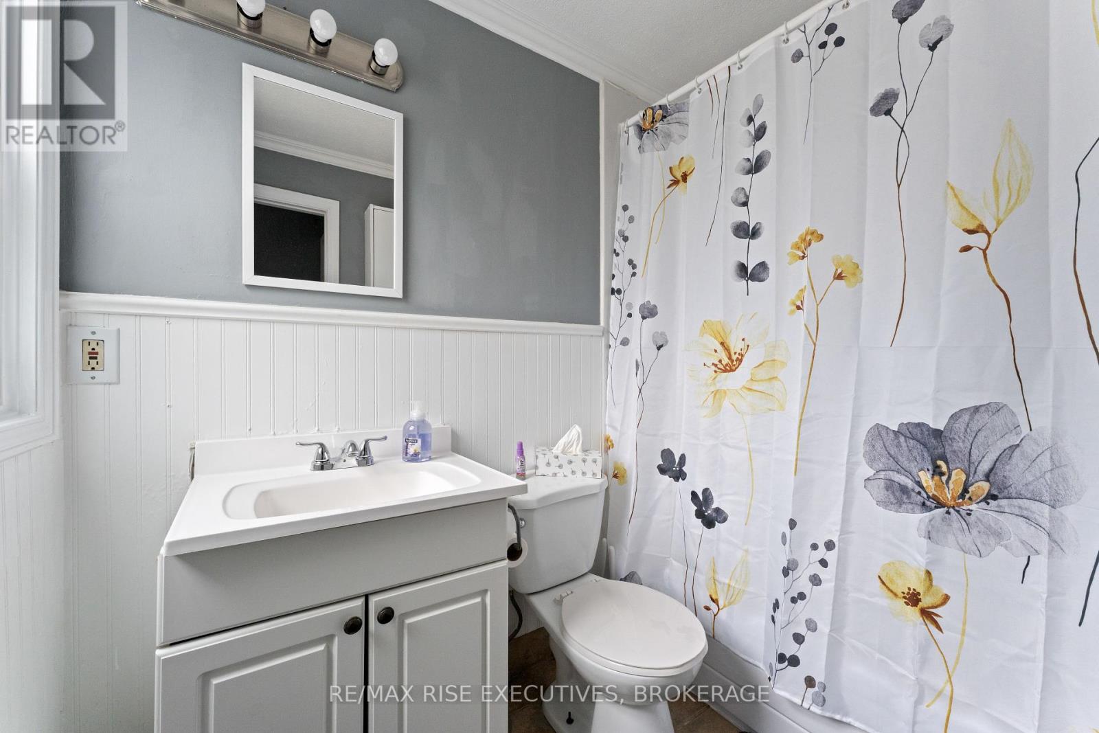 135 Nelson Street, Kingston, Ontario  K7L 3W9 - Photo 24 - X12255852