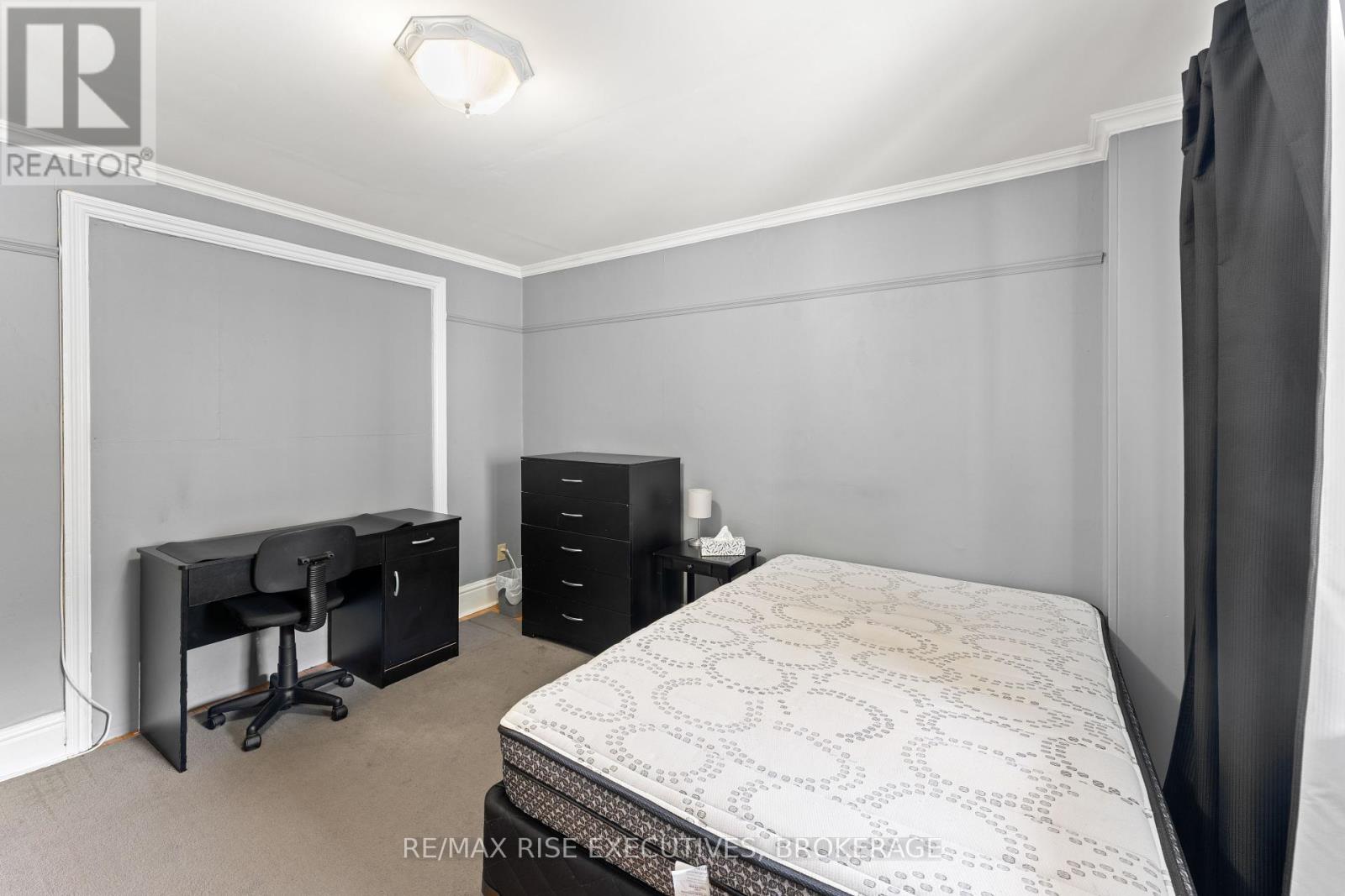 135 Nelson Street, Kingston, Ontario  K7L 3W9 - Photo 7 - X12255852