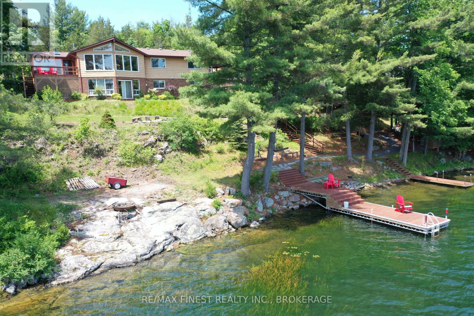 3037 HILLTOP LANE, Frontenac, Ontario