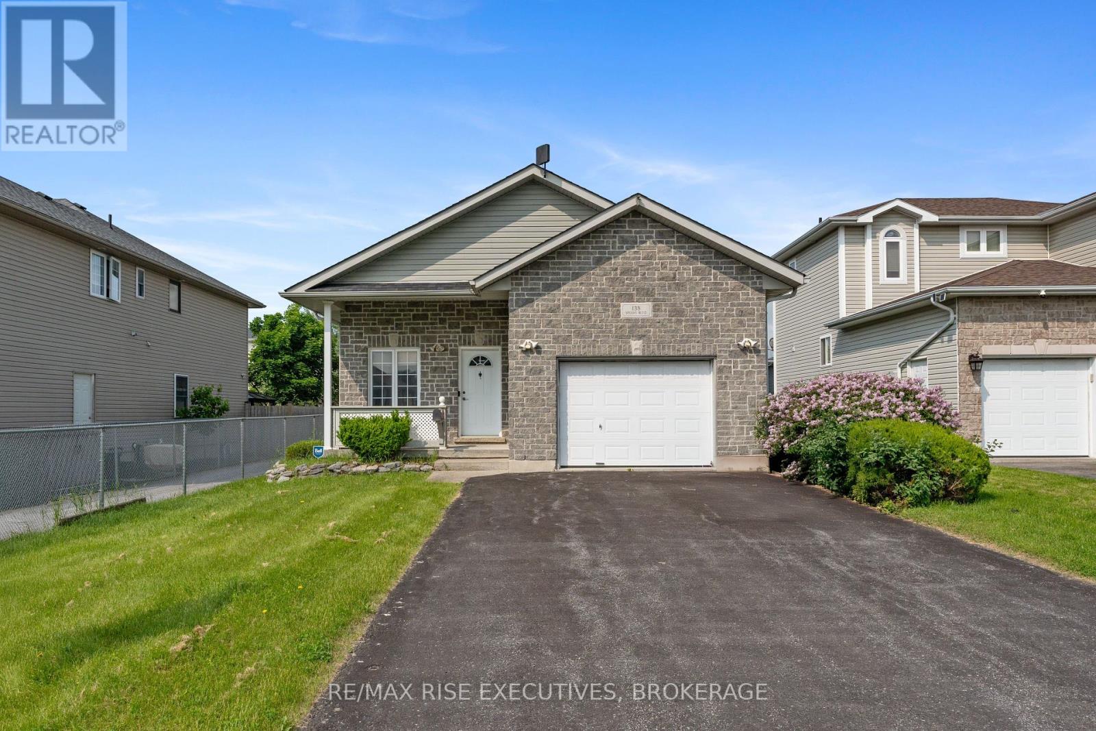 138 SPEERS BOULEVARD, Loyalist, Ontario