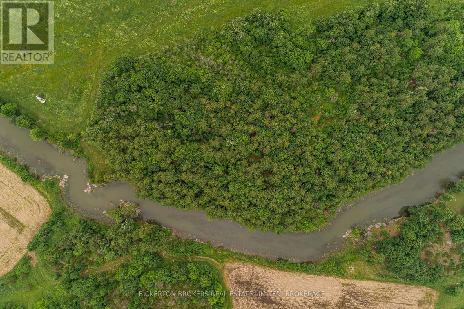 509 Sand Bay Road, Front Of Leeds & Seeleys Bay, Ontario K0E 1L0 - Photo 3 - X12262077