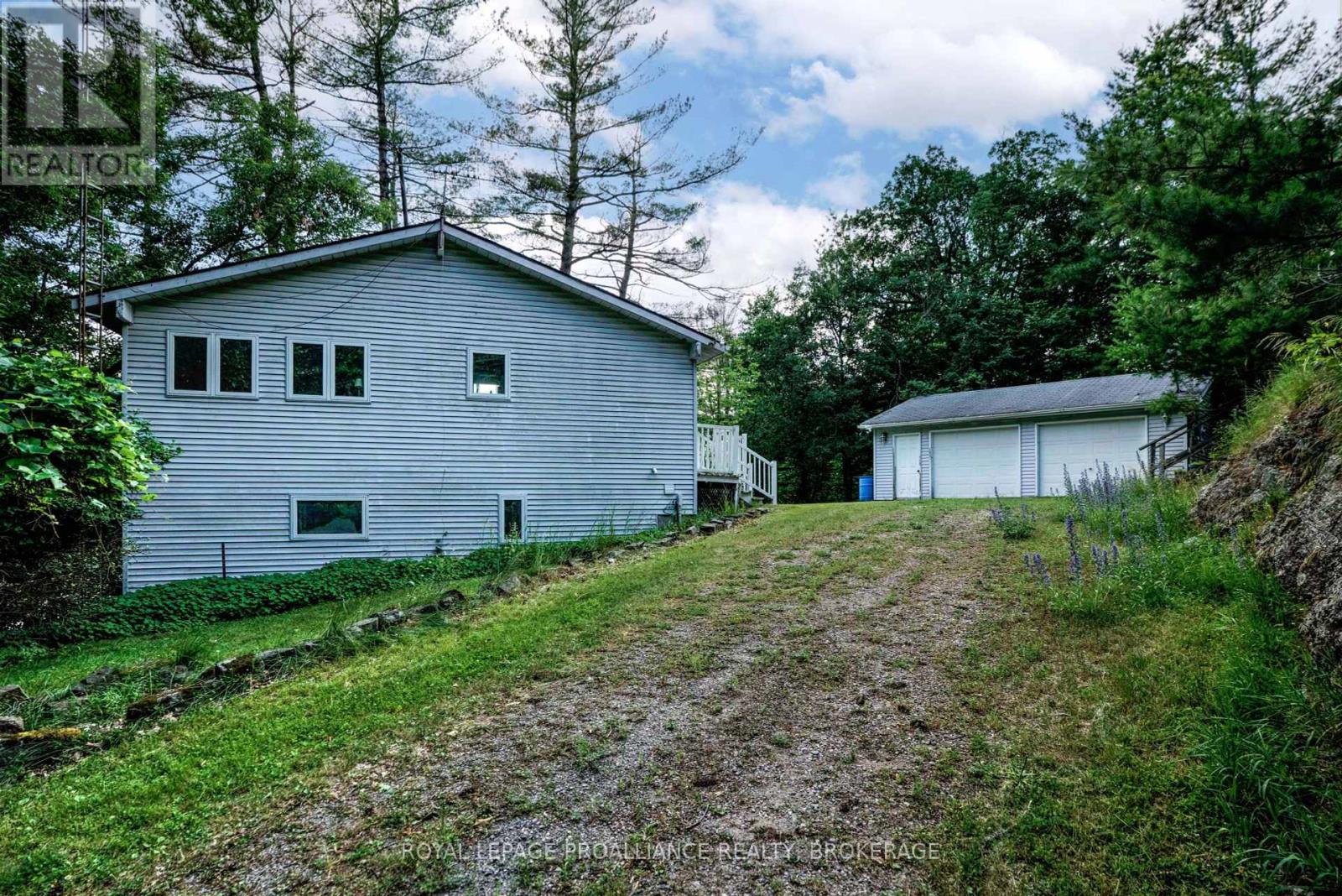 182a Brooks Point Road, Rideau Lakes, Ontario  K0G 1E0 - Photo 31 - X12262559