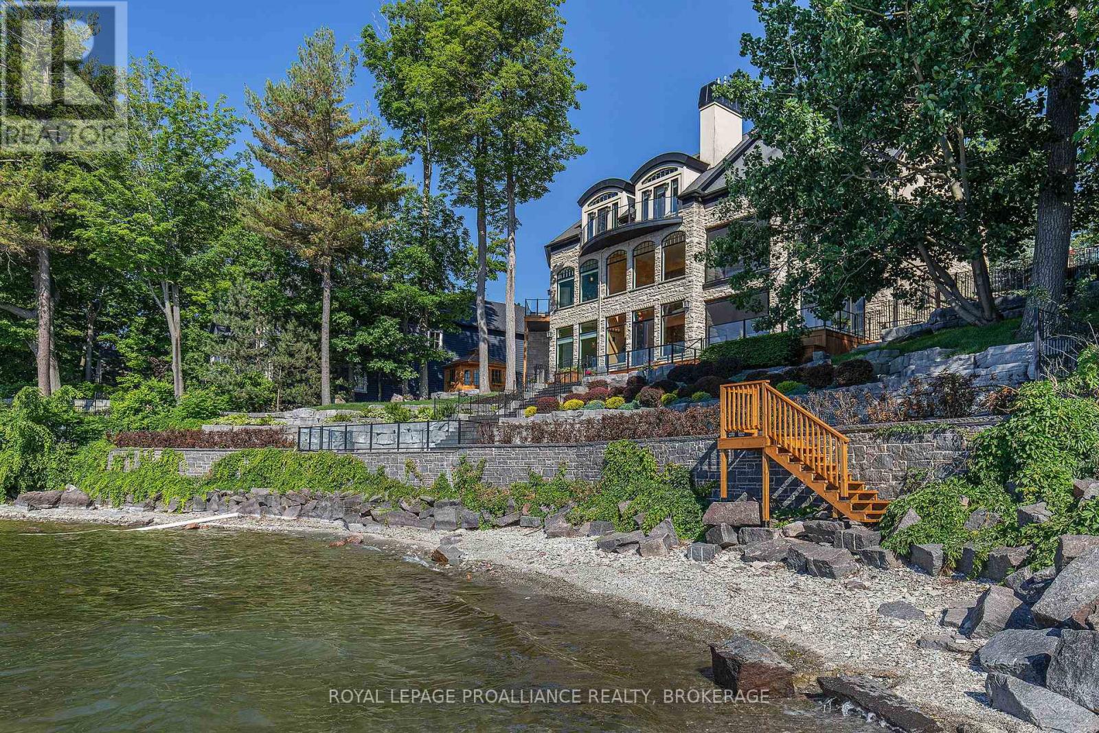 1618 St Lawrence Avenue, Kingston, Ontario K7L 4V1 - Photo 10 - X12262863