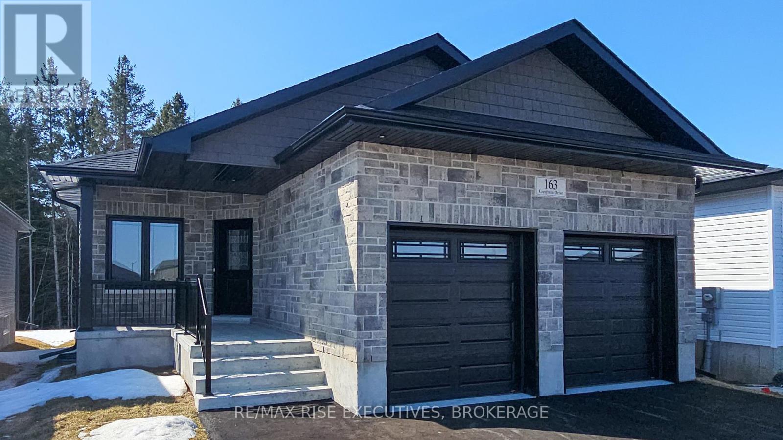 173 CREIGHTON DRIVE, Loyalist, Ontario
