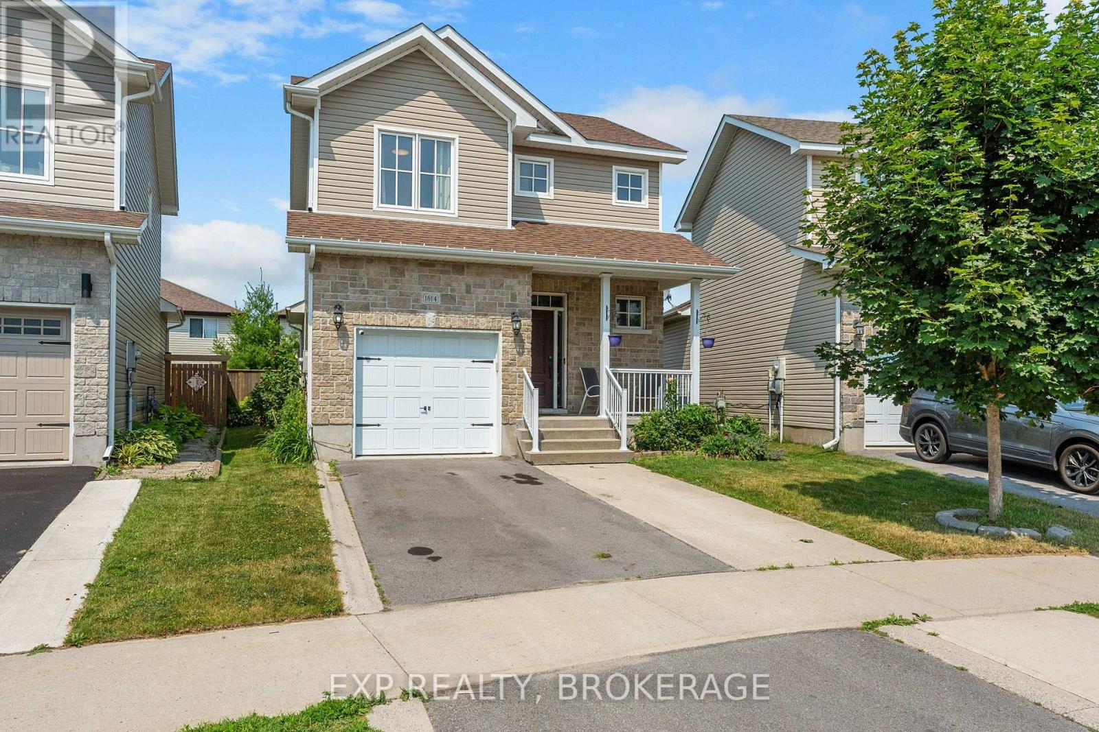 1614 CRIMSON CRESCENT, Kingston, Ontario
