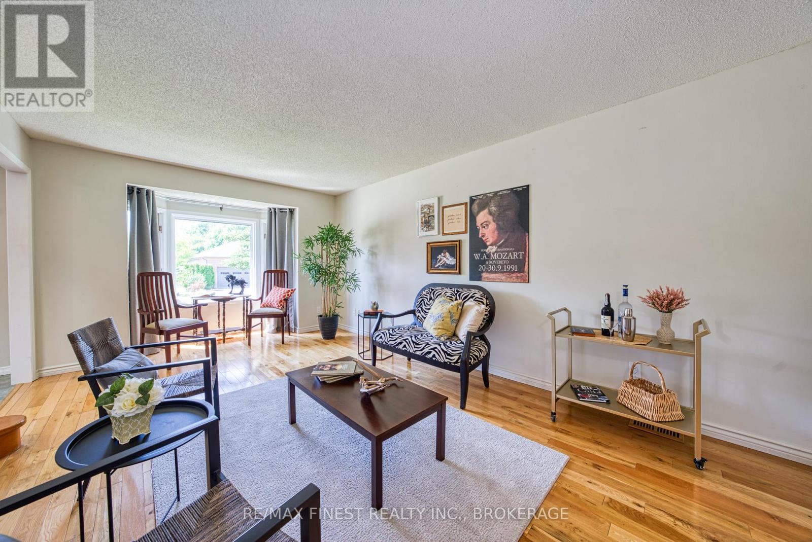 634 Fernmoor Street, Kingston, Ontario  K7M 8K5 - Photo 7 - X12264934