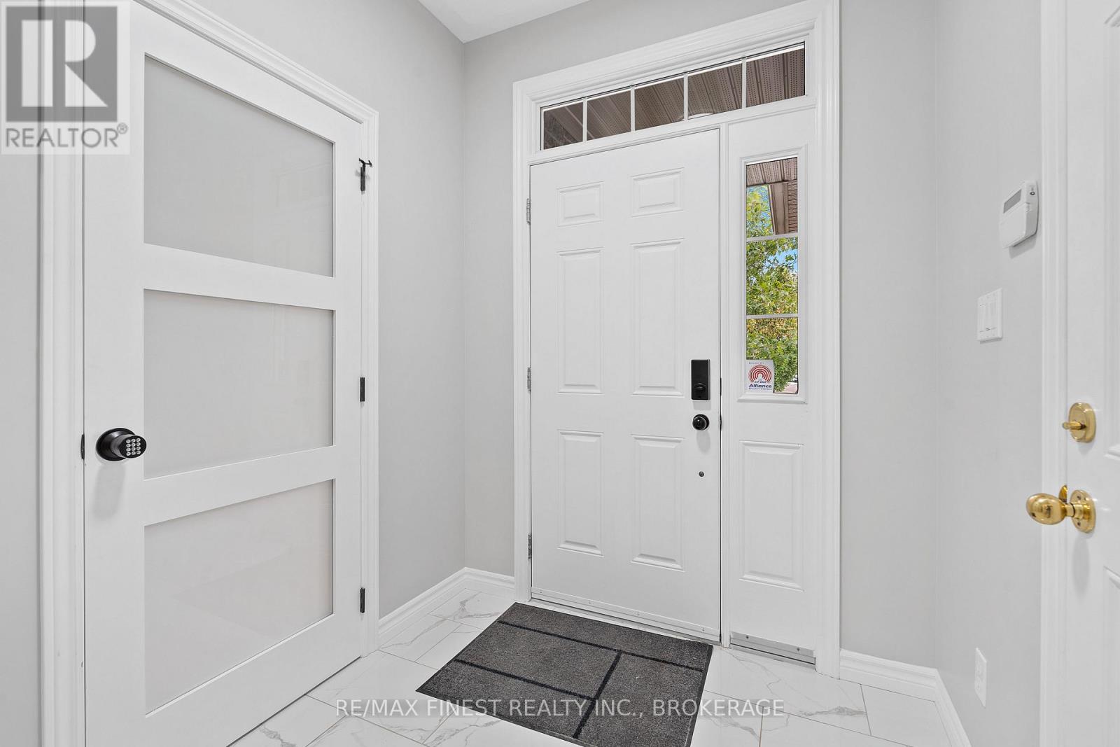 995 Swanfield Street, Kingston, Ontario  K7M 0A6 - Photo 23 - X12267068