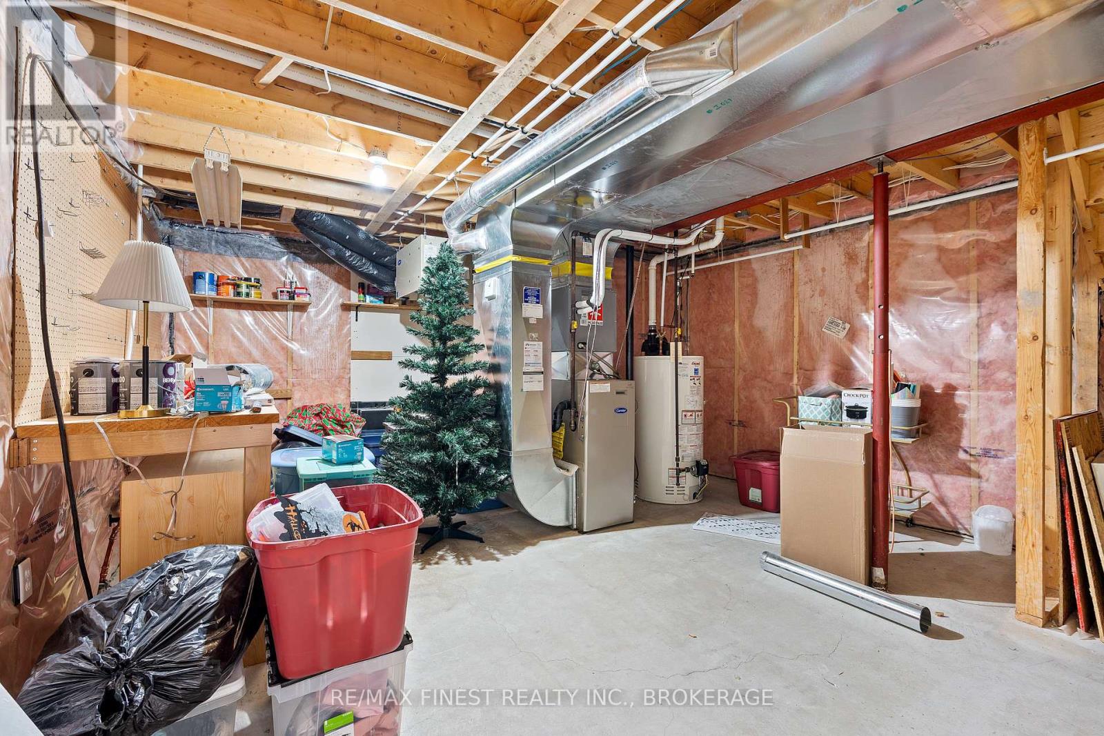 995 Swanfield Street, Kingston, Ontario  K7M 0A6 - Photo 36 - X12267068
