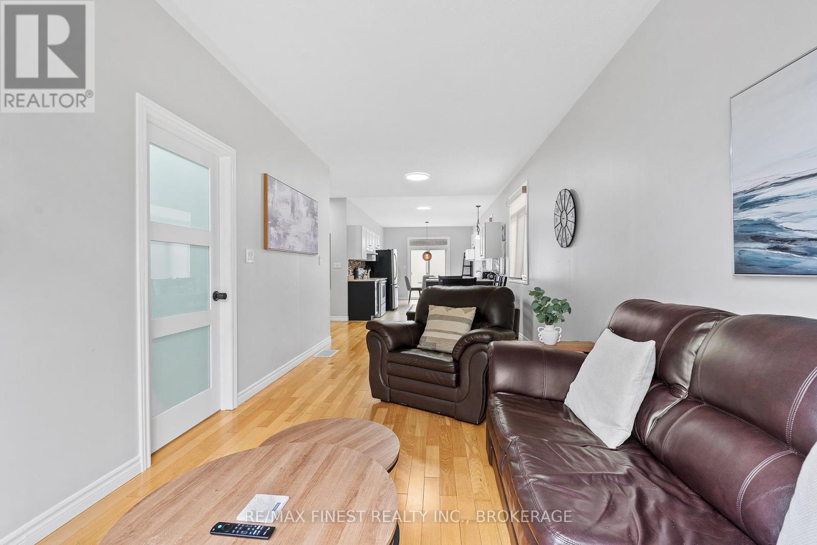995 Swanfield Street, Kingston, Ontario  K7M 0A6 - Photo 6 - X12267068