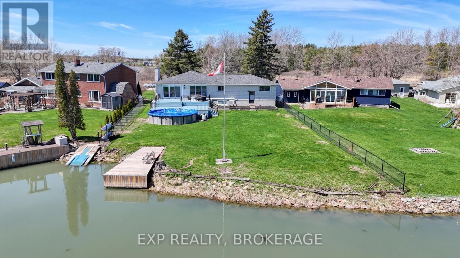 72 WILLOWBANK ROAD W, Front of Leeds & Seeleys Bay, Ontario