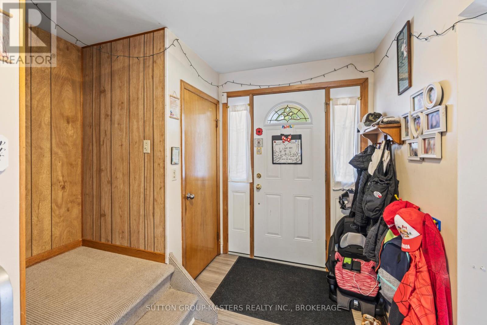 275 Van Order Drive, Kingston, Ontario  K7M 1C2 - Photo 8 - X12267365