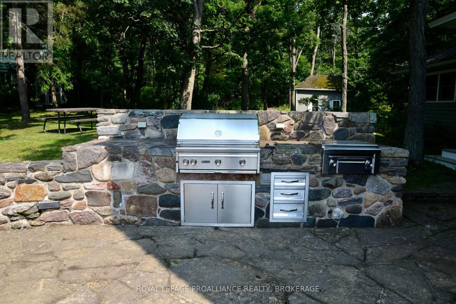 121 Tremont Park Island, Leeds And The Thousand Islands, Ontario  K7G 3C9 - Photo 47 - X12267527