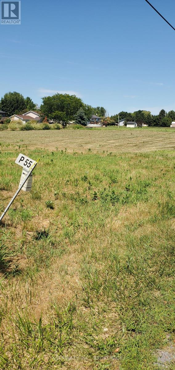 129 Bayview Drive, Greater Napanee, Ontario K7R 3K8 - Photo 5 - X12268079