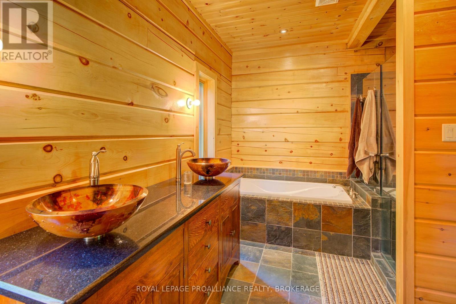 142 Paddy's Lane, Rideau Lakes, Ontario  K0G 1X0 - Photo 28 - X12268548