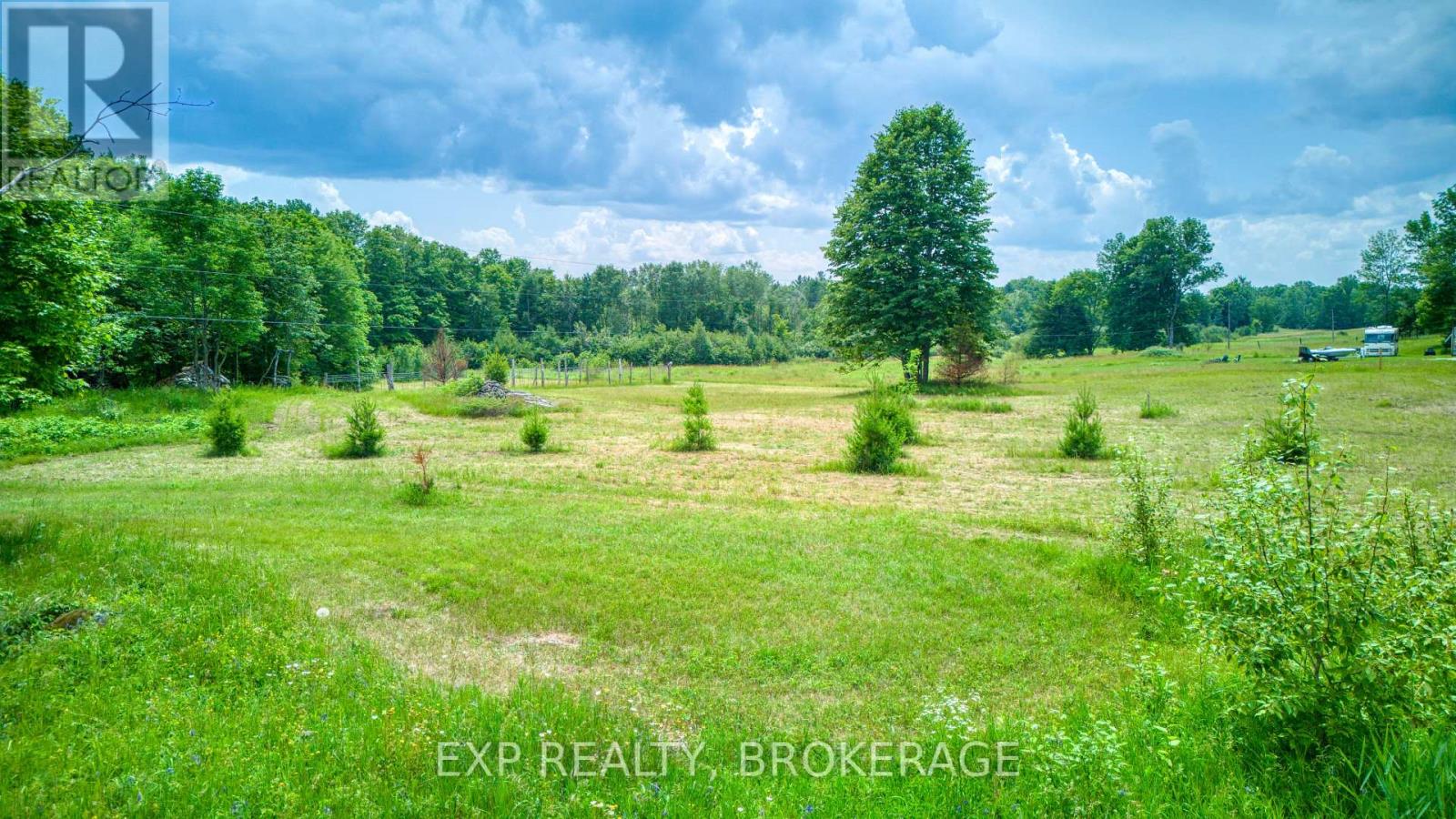 2260 Fifth Lake Road, Frontenac, Ontario K0H 2K0 - Photo 32 - X12269468