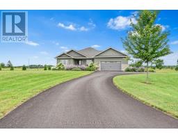5 SANDSTONE COURT, Frontenac, Ontario