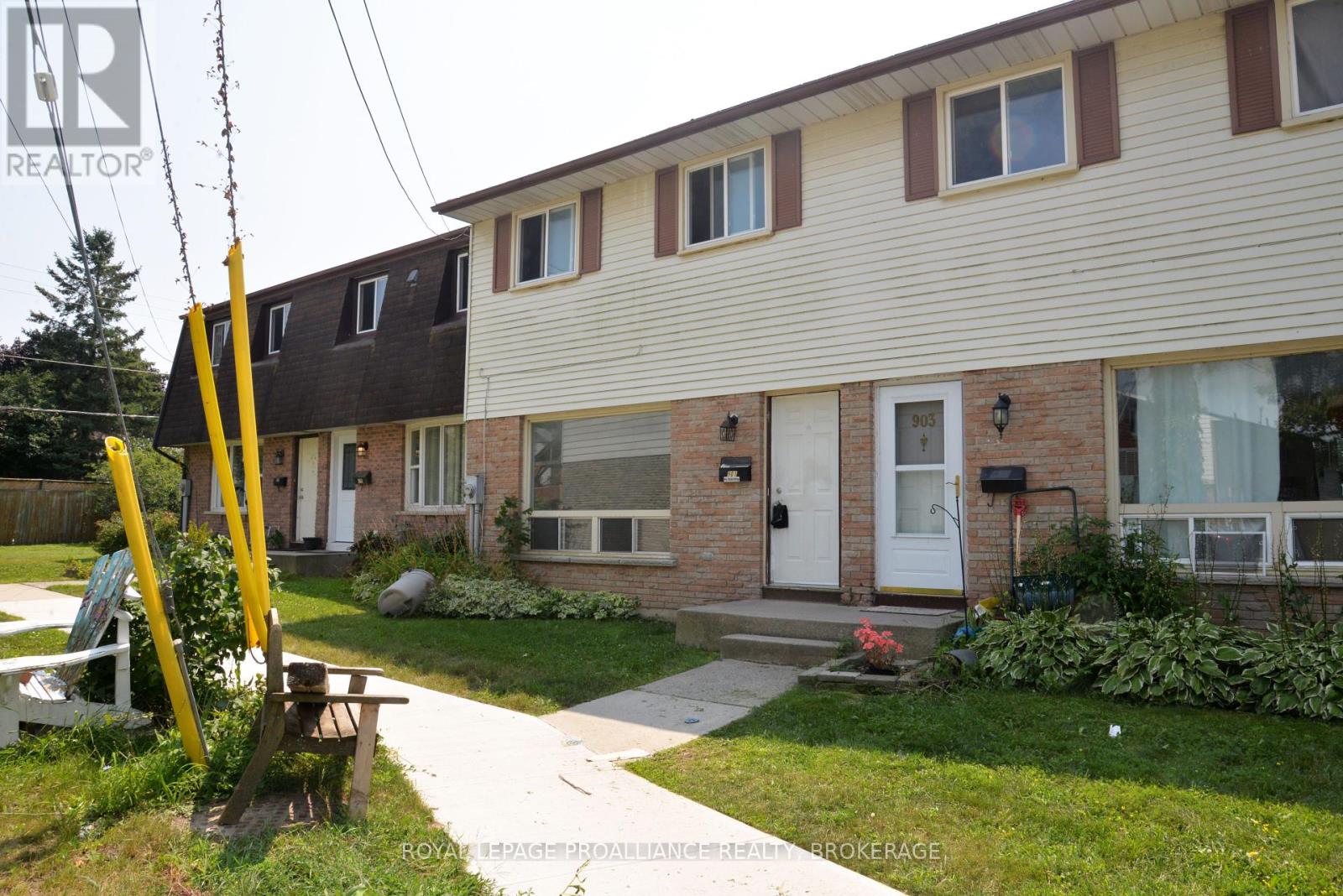 901 - 901 OAKVIEW AVENUE, Kingston, Ontario