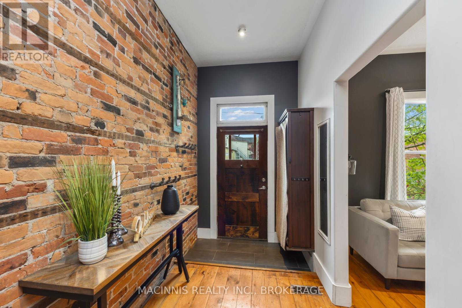 64 BAY STREET, Kingston, Ontario