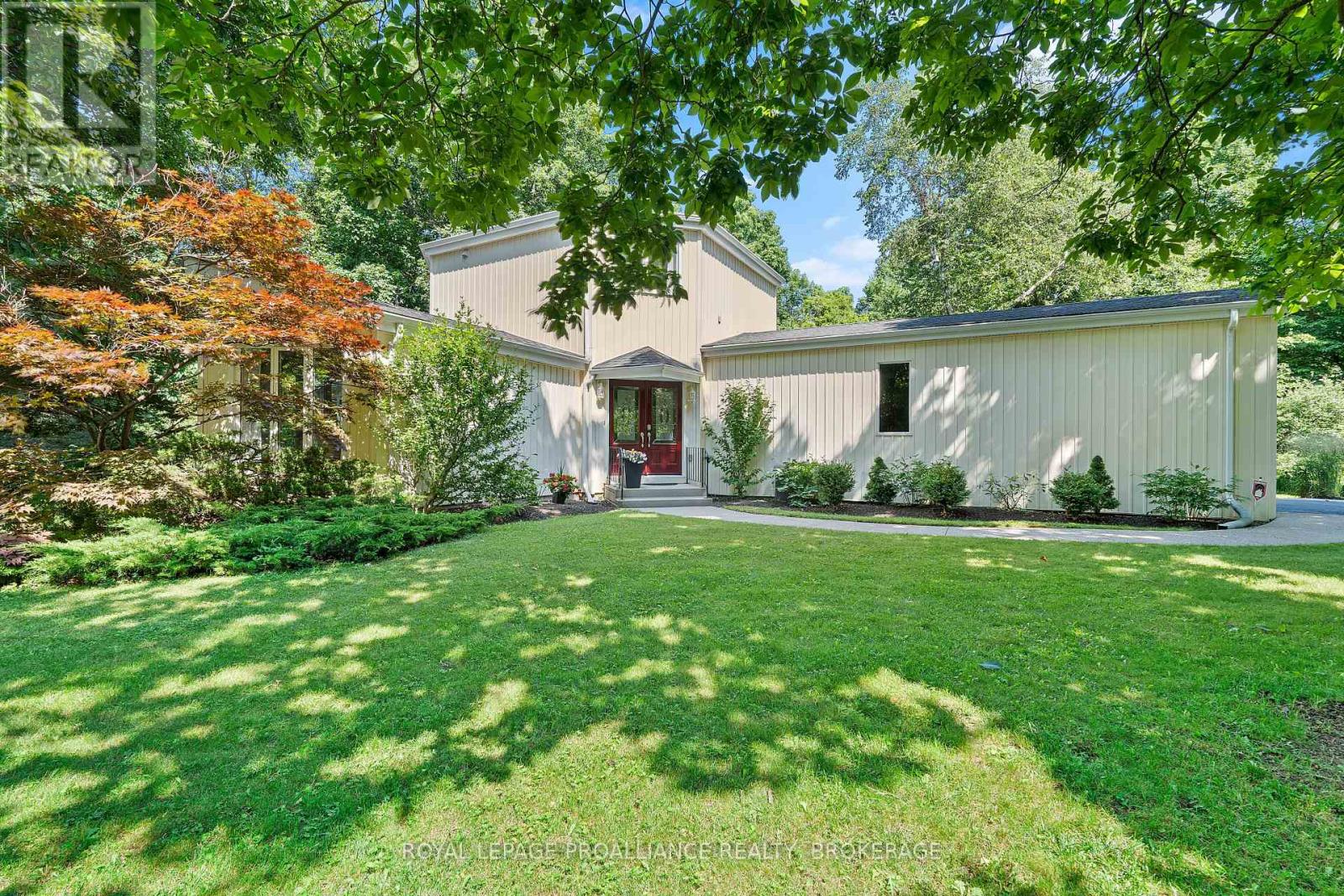 5 WILMOT STREET, Kingston, Ontario