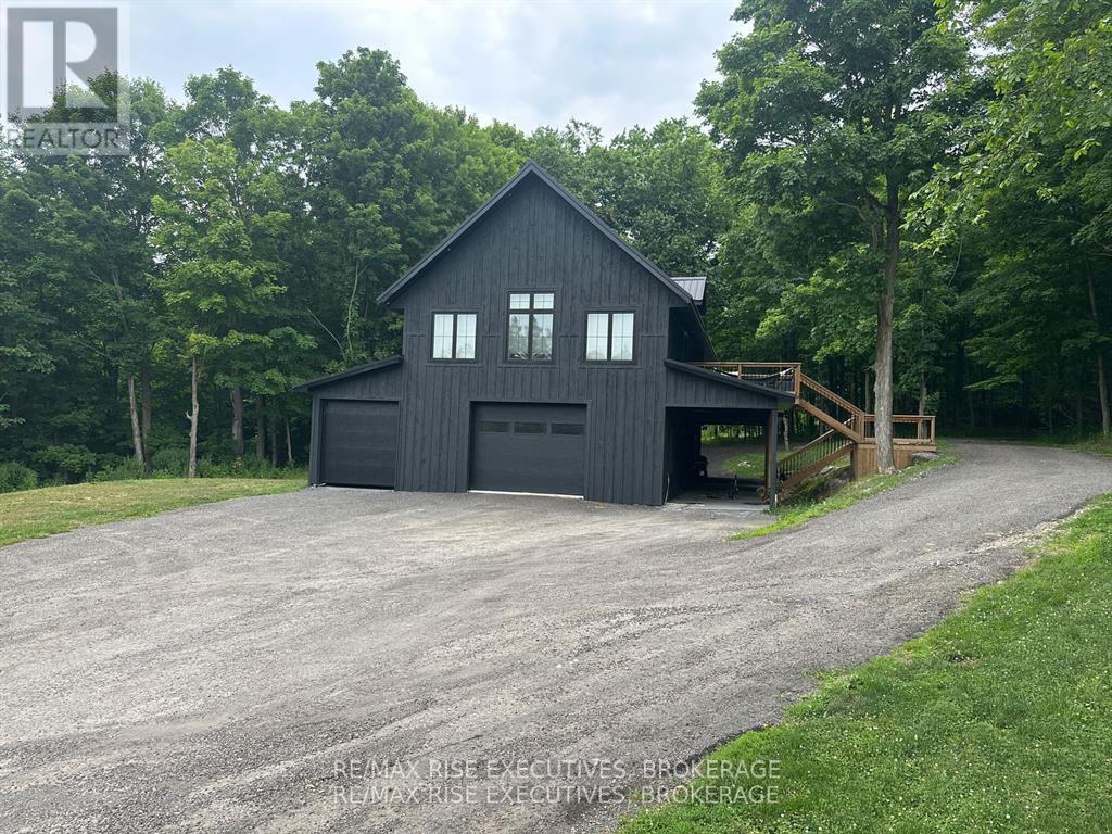 188 RED HORSE LAKE ROAD, Leeds and the Thousand Islands, Ontario