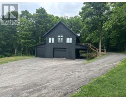 188 RED HORSE LAKE ROAD, Leeds and the Thousand Islands, Ontario