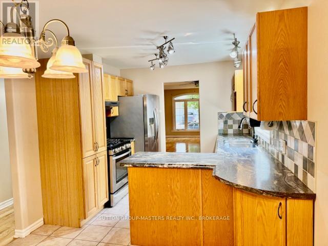 136 Amy Lynn Drive, Loyalist, Ontario  K7N 2A2 - Photo 11 - X12273859