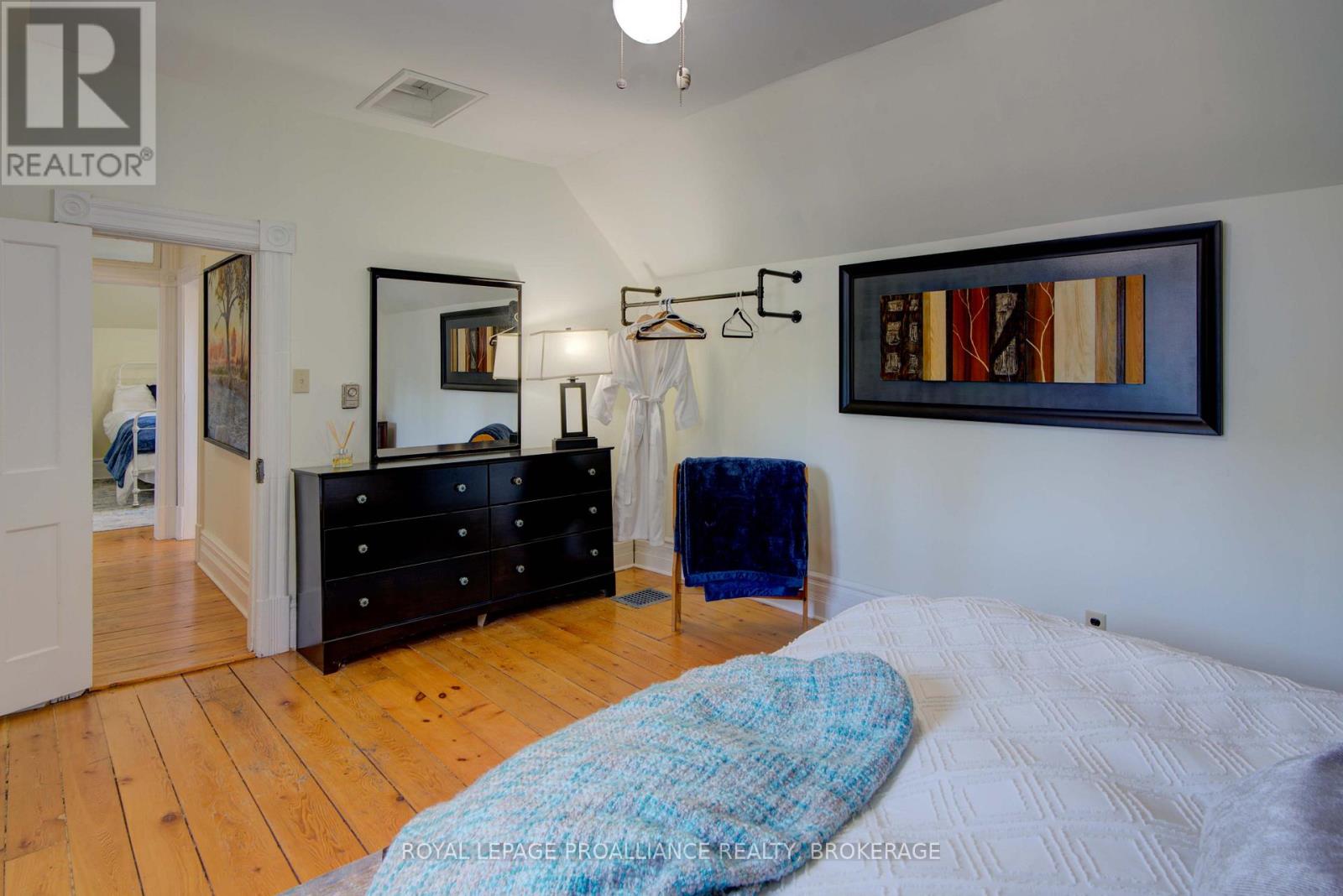 6 Spring Street N, Westport, Ontario  K0G 1X0 - Photo 29 - X12274065