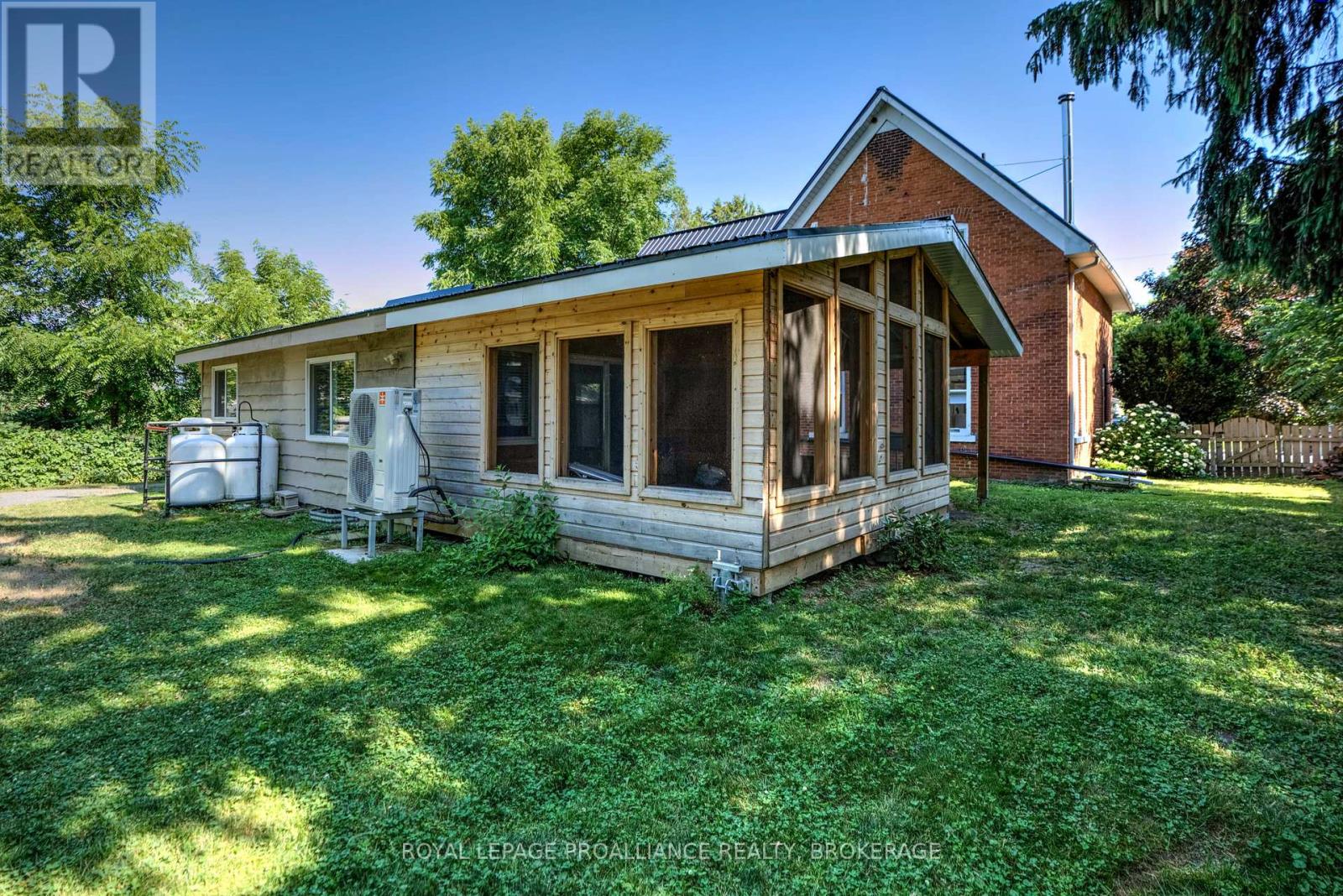 6 Spring Street N, Westport, Ontario  K0G 1X0 - Photo 39 - X12274065