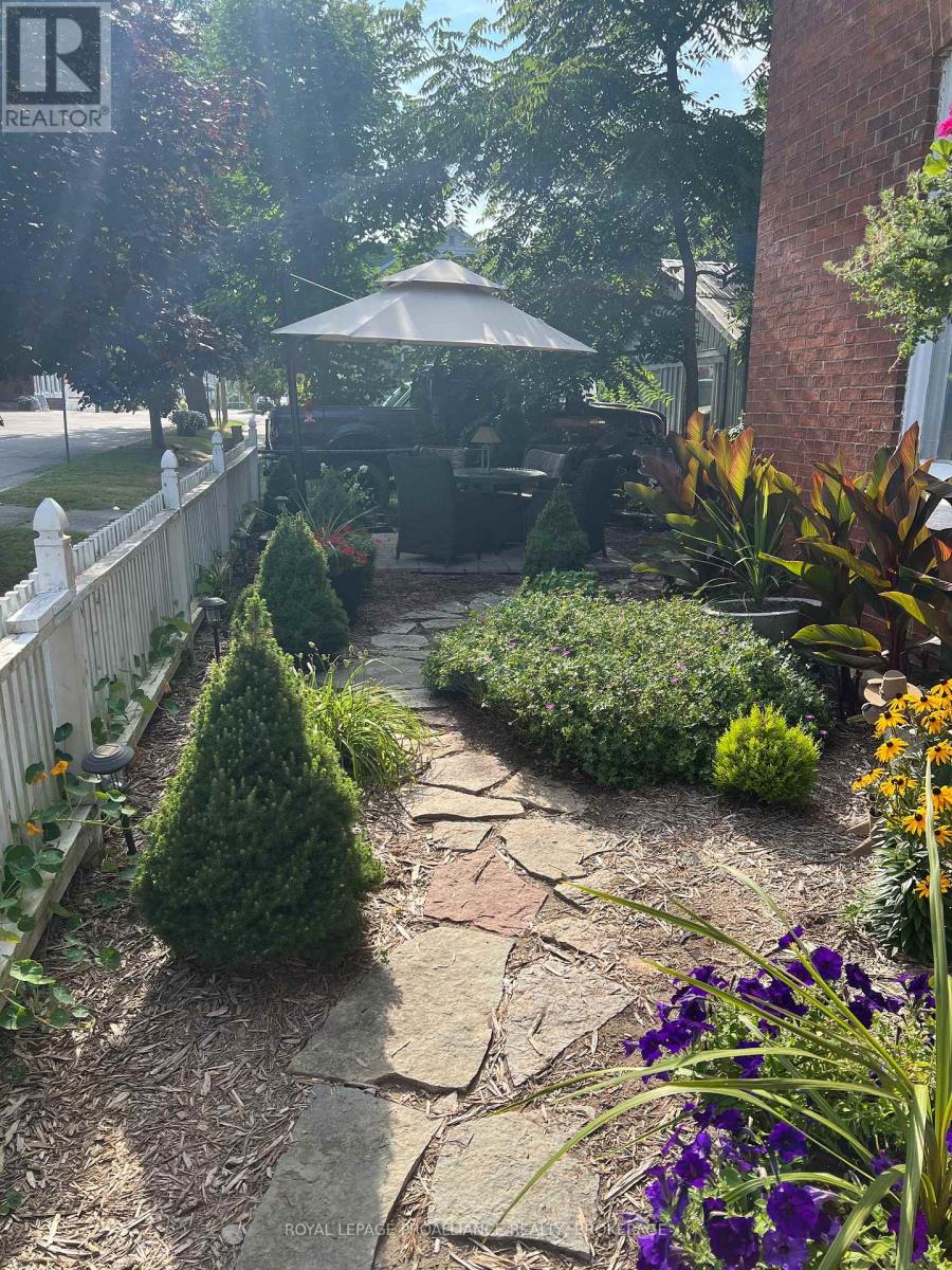 6 Spring Street N, Westport, Ontario  K0G 1X0 - Photo 40 - X12274065