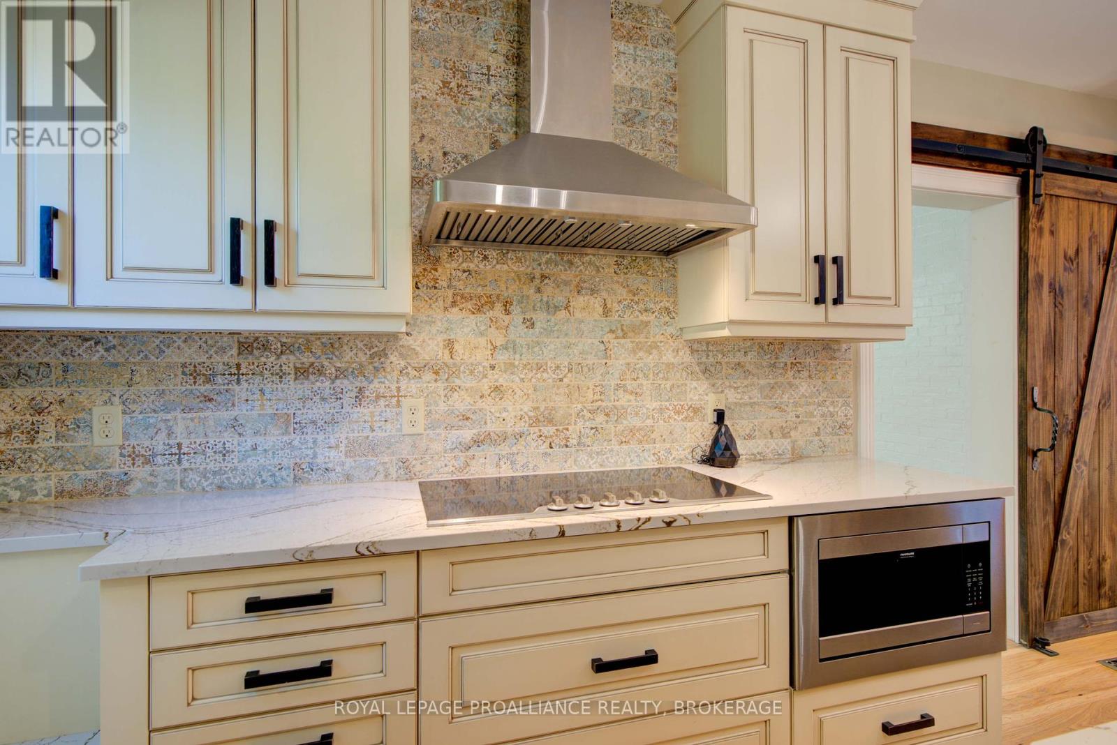 6 Spring Street N, Westport, Ontario  K0G 1X0 - Photo 6 - X12274065